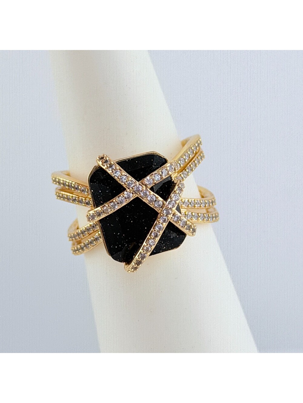 Bomb Party UNTAMED Ring Sz 10 "Twist Of The Wild" Onyx Sandstone on Yellow Gold